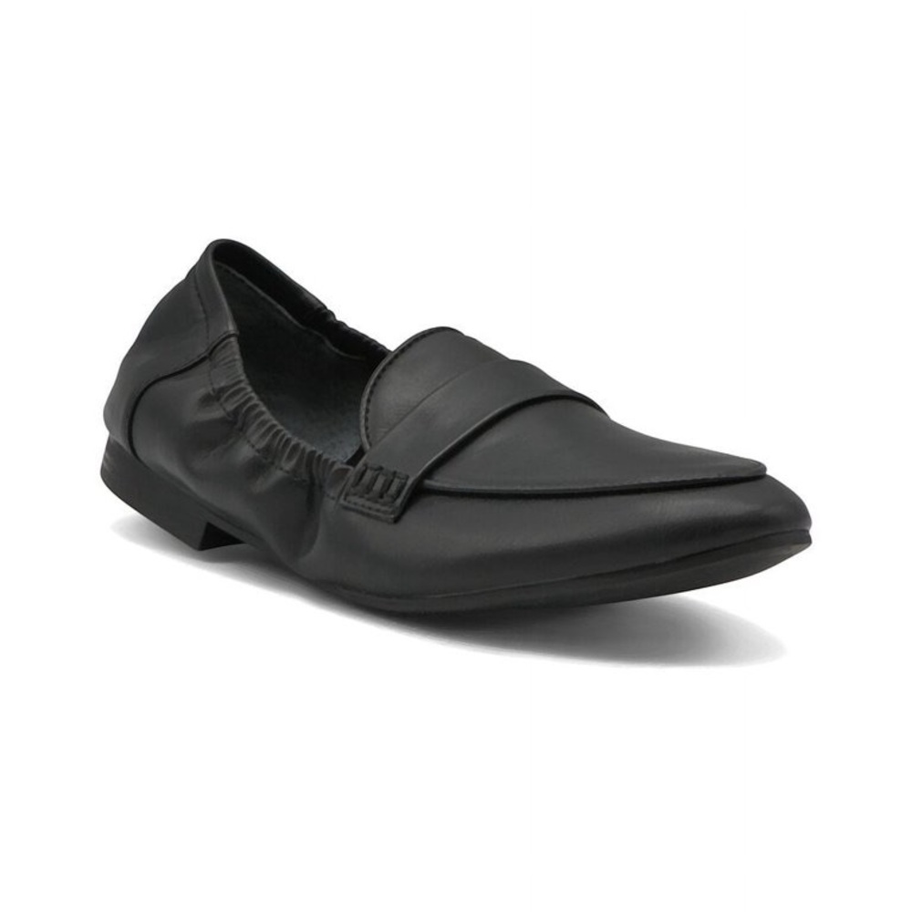 Casual women’s black flats